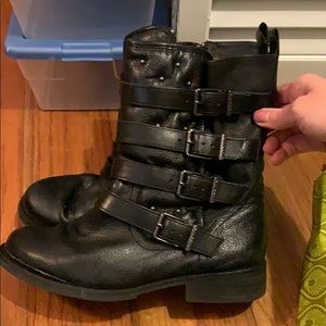 Gianni bini studded combat black boot 8.5